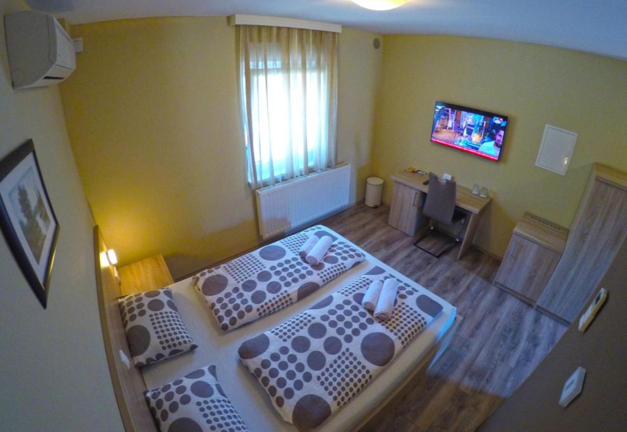 Apartments And Rooms Rea Sveti Martin Na Muri Εξωτερικό φωτογραφία