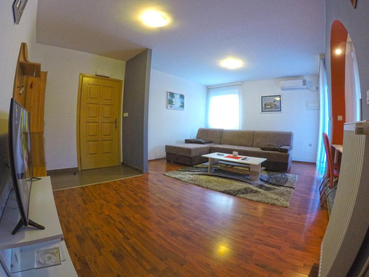 Apartments And Rooms Rea Sveti Martin Na Muri Εξωτερικό φωτογραφία