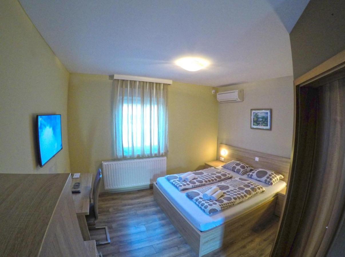 Apartments And Rooms Rea Sveti Martin Na Muri Εξωτερικό φωτογραφία